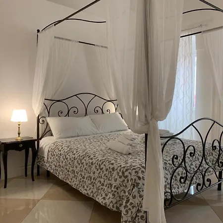 Pl Palace Bed & Breakfast 3*