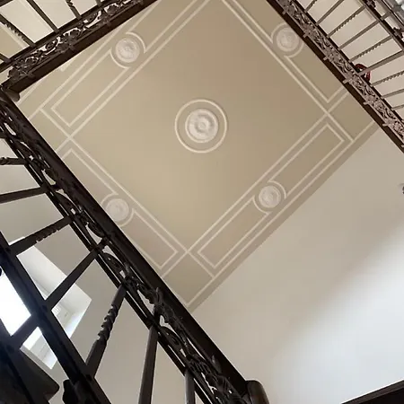 ベッド・アンド・ブレックファスト Pl Palace Sammichele di Bari