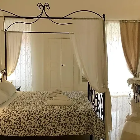 Bed & Breakfast Pl Palace Sammichele Di Bari